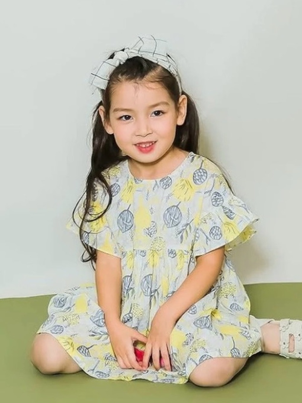 Aimama Girls Yellow & Grey Print Cotton Blouse, size 6 years